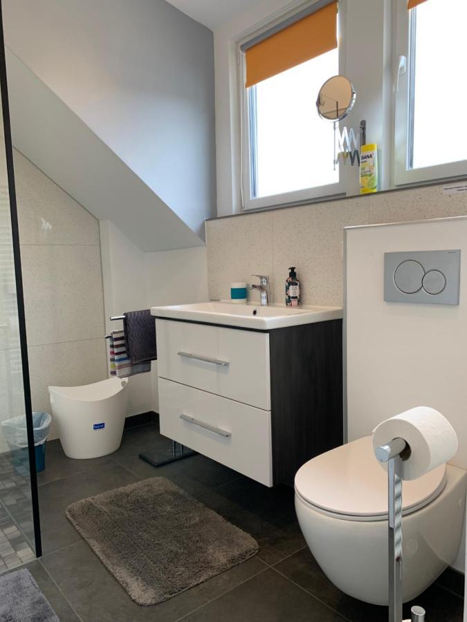 Ferienwohnung Sunny - Moderne Ferienwohnung Im Gruenen In Saarbruecken-West Exteriör bild